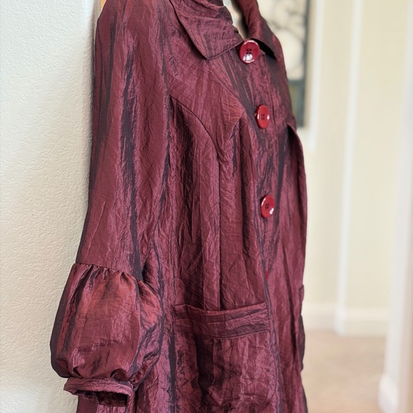 Maroon Button-Front satin jacket - Picture 5 of 8
